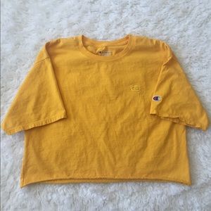 Champion Cropped Shirt